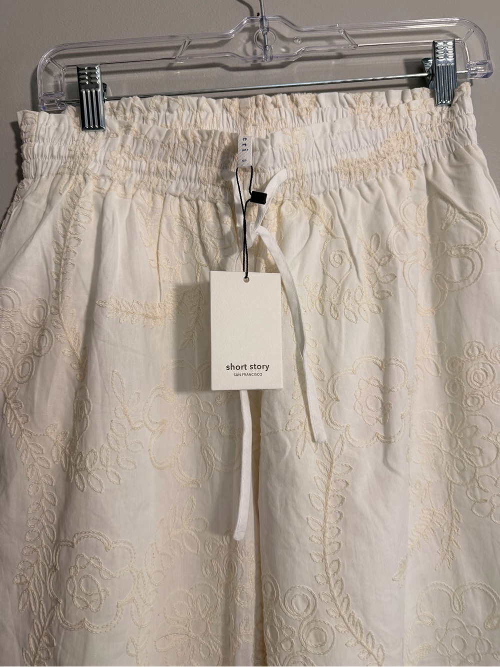 Short Story Women’s Cream Embroidered Wide Leg Pants Size SP